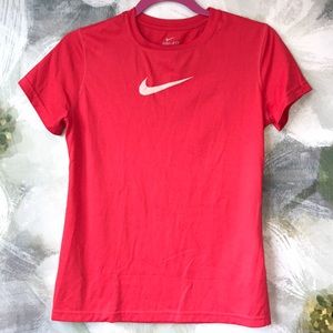 Nike Cherry Athletic T-shirt